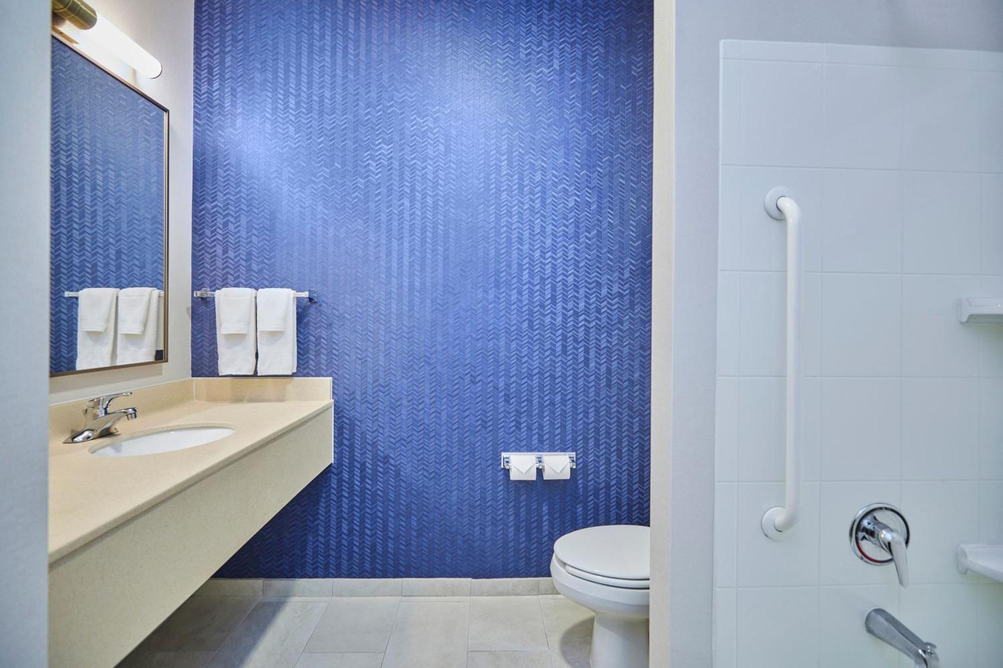 Fairfield Inn & Suites Burlington Eksteriør bilde