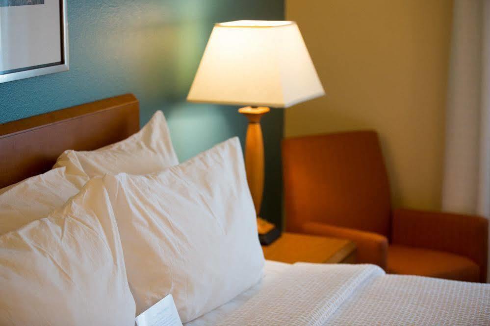 Fairfield Inn & Suites Burlington Eksteriør bilde